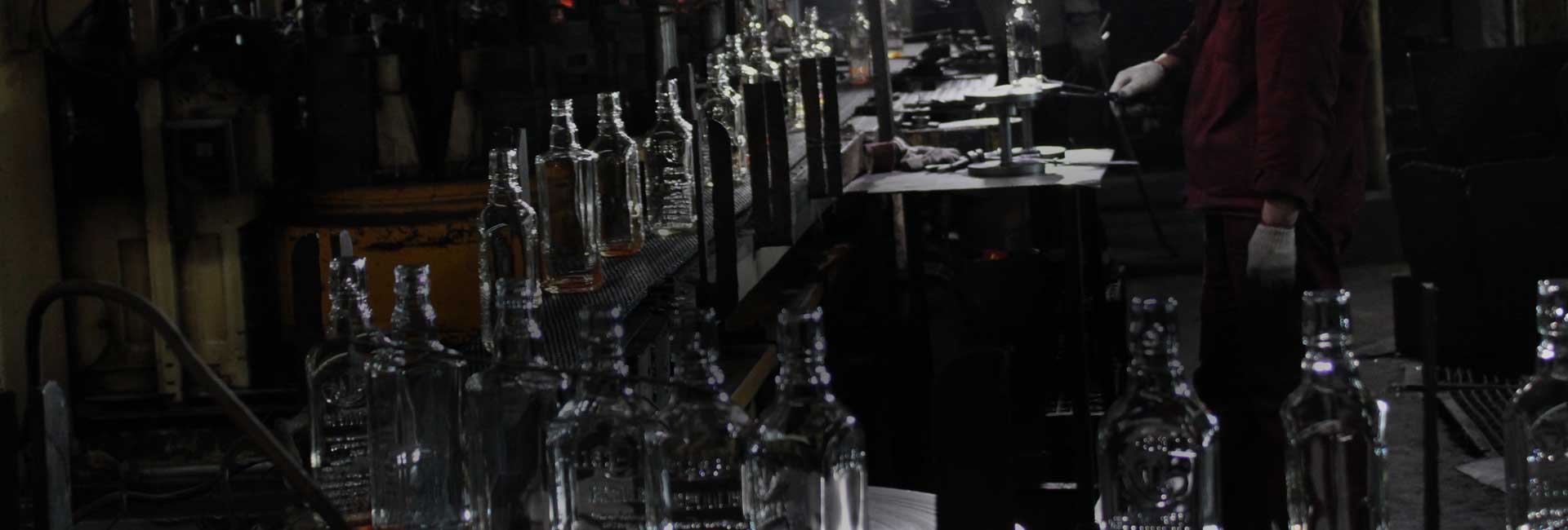 RSG sobresalen en botellas de vidrio personalizadas