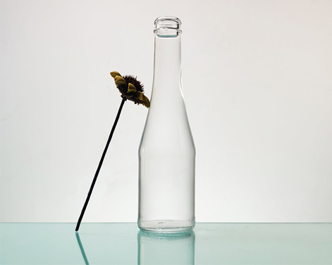 Botella de vidrio de vodka de licor pequeño y esmerilado redondo de pedernal normal de 100ml