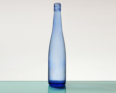 Botella de 700ml de vidrio de color sólido, botella de licores azules Oval Vodka