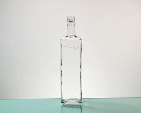 Botella de brandy cuadrada de 500ml